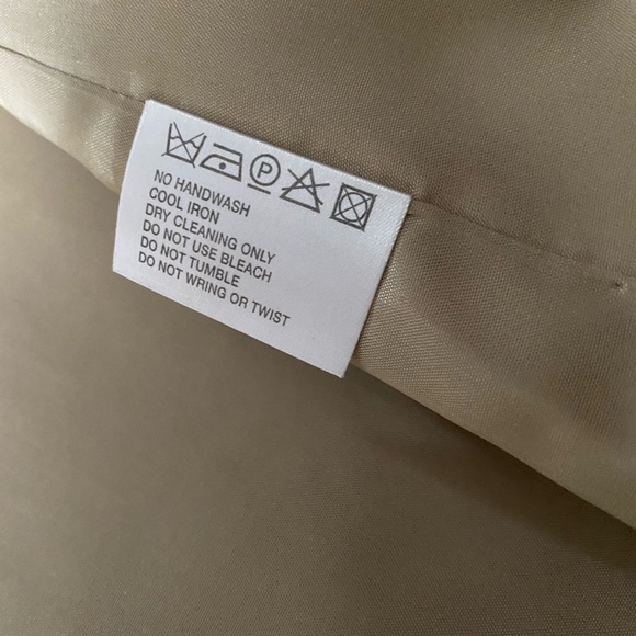 OLSEN EUROPE ZIP-UP JACKET . - Picture 8 of 11